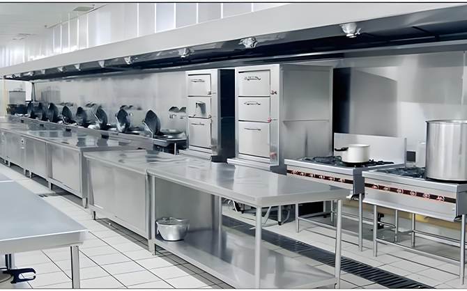 商用爐灶的種類與選擇：適應(yīng)不同餐飲需求的最佳配置